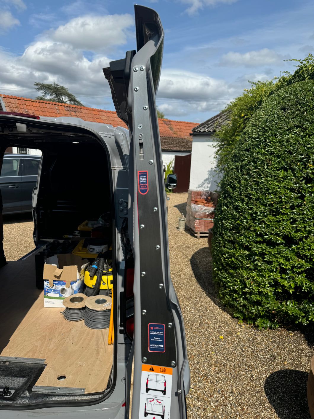 Van Locks South Wales  - Mobile fitting 5 Year Warranty Locks 4 Vans, TVL, Van Guard (Fortress Vehicle Security Auto Locksmith)