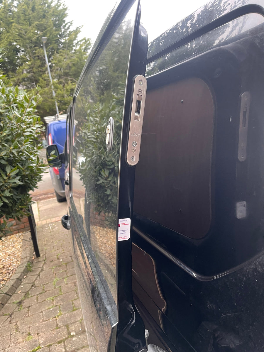 Ford Transit Custom T Series Hook Deadlocks 2012-2023 – Fortress ...